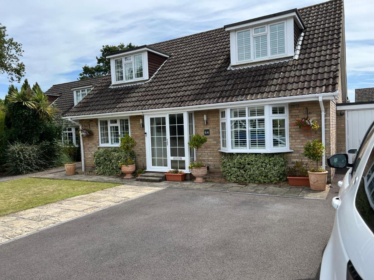 No 64 Bed And Breakfast Lymington Kültér fotó